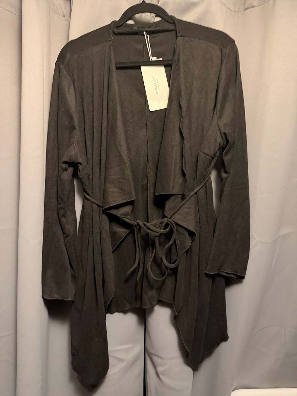 Size 10 Medium BloomChic Faux Suede Tie Wrap Cardigan Jacket Black - Picture 2 of 8
